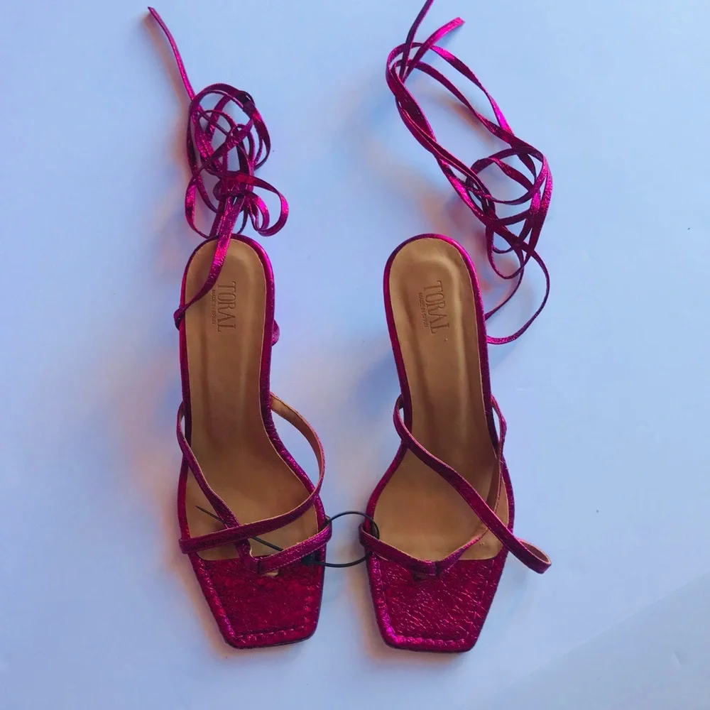 Toral Metallic Pink Strappy Heels‎